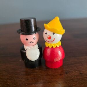 2 Vintage 70s Fisher Price Little People Wooden Clown Figurine Retro Toy 2 Inch